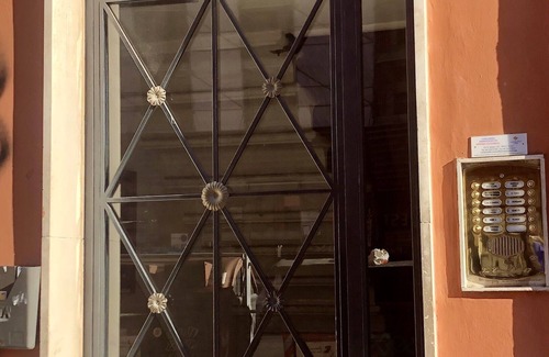 Quartiere XI Portuense Apartment | Domus Giordano Tourist Accommodation Trastevere