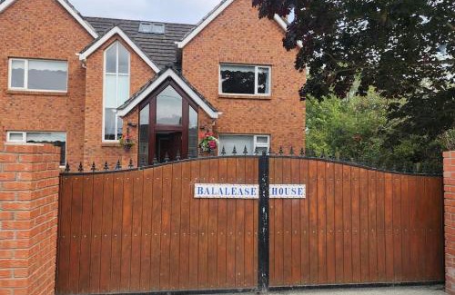 Donabate House | Donabate 5BD Home 10 min to Airport