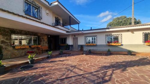 Almorox House | Donde Portela