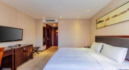Lianhucun Hotel | Dongguan Metropolitan Yijing Hotel