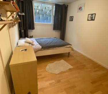 Oberwil House | Doppelzimmer mit separatem Dusche und WC