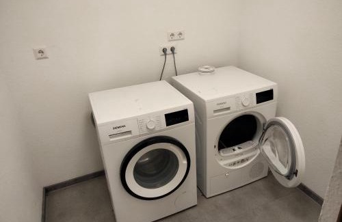 Pluderhausen House | Doppelzmmer Mit Gemeinschaftsbad Eigenes Bad Plüderhausen