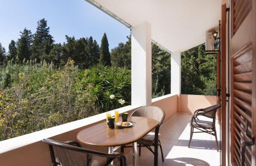 Agios Georgios Pagon Apartment | Dora Apartment Pagoi 3