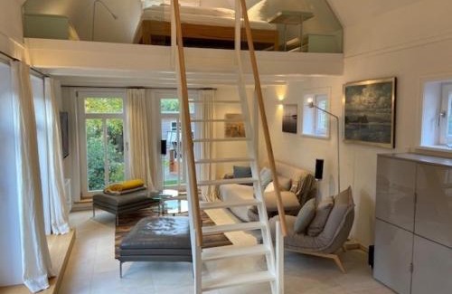 Nieblum House | Doras Hus