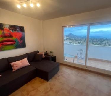 Relleu House | Dos Senoras Gordas