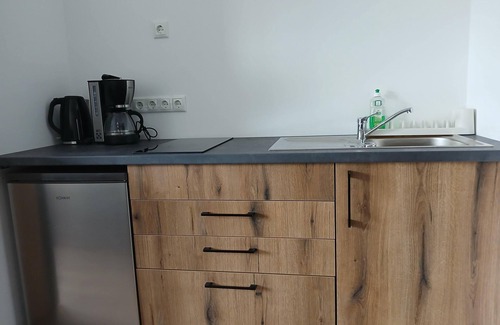 Rottingen Apartment | Double room (approx. 25sqm) with comfortable box-spring bed