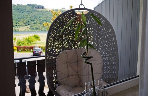 Meerfeld House | Double room "Bio Relax Sweet" shower/WC/balcony - NaturPurHotel Maarblick