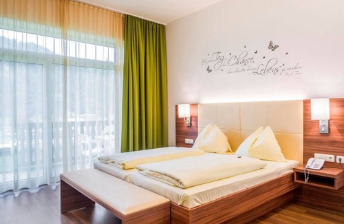 Schlogen House | Double room Danube.garden, bath, WC - Riverresort Donauschlinge