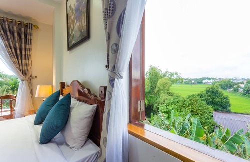 Thanh Ha Hotel | Double Room Green View - Natural Beauty