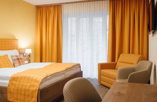 Neustift im Muehlkreis Bed & Breakfast | Double room mountain, shower/WC - Gasthof-Pension Luger - on the Danube cycle path, Donausteig