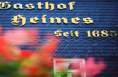 Grafschaft Apartment | Double room with balcony-Wilzenberg side