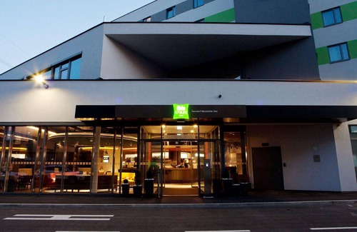 Parndorf House | Double room WITHOUT breakfast, shower, WC - ibis Styles Parndorf Neusiedler See