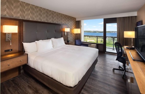 Harbourview Hotel | Doubletree by Hilton Halifax Dartmouth