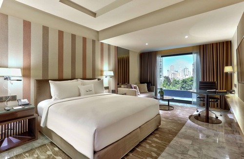 Khlong Tan Hotel | DoubleTree by Hilton Sukhumvit Bangkok