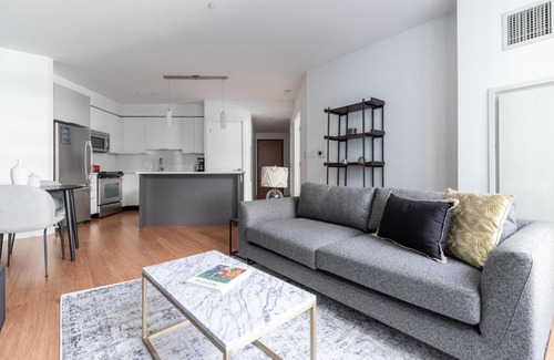 Chinatown Apartment | Downtown 1BR w Gym Doorman nr S Station BOS-246
