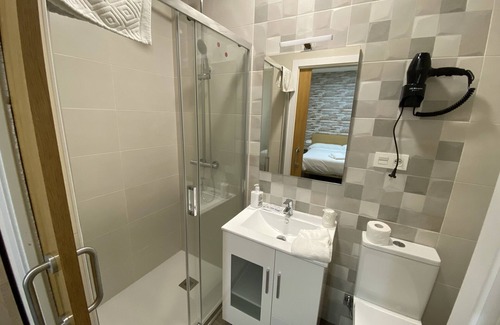 Sarria House | dpCristal El Rinconcito