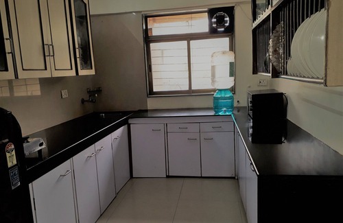 J B Nagar Hotel | Dragonfly Apartments Emerald