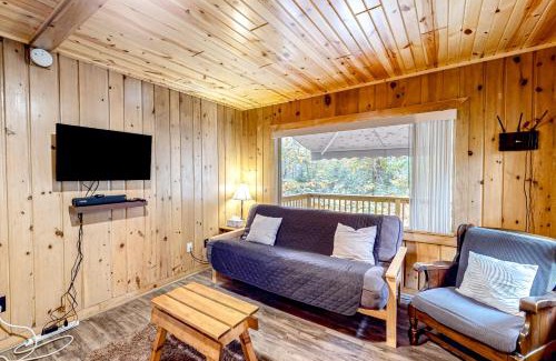 Rhinelander House | Dragonfly Gully