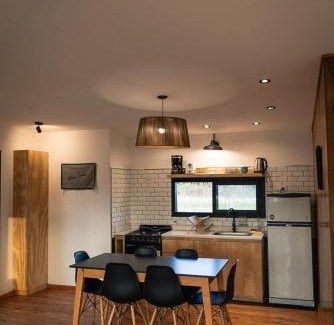 Colonia Chapadmalal House | Dread Chapa Shack - CASA 2 - Casa en complejo Para 6 PAX Con Parrilla A 4 Cuadras del Mar - Hola Sur