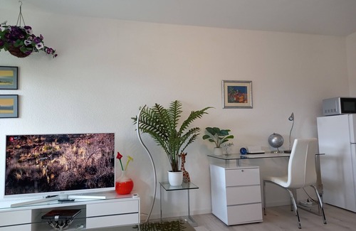 Deutz Apartment | Dream apartment with cathedral view and balcony - Cologne Messe Deutz