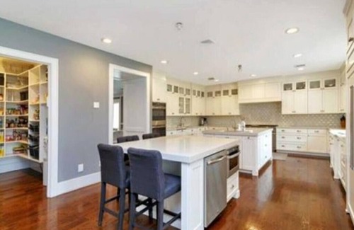 Teaneck House | Dream Summer Vacation Home in Teaneck NJ
