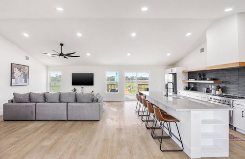 Weston Other | Dream Vaca 3 Acre Event Retreat-Hot Tub & Firepit