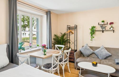 Mickten Apartment | DresdenStay Nähe Elbepark 2 Schlafzimmer Kamin PS4