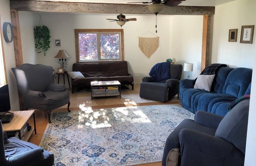 Larsen Bay Cabin | Driftwood Wilderness Lodge