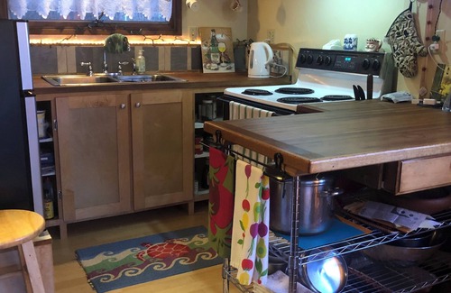 Kodiak House | Drop Anchor Inn Kodiak, uniquely furnished for the discerning guest.nnnn