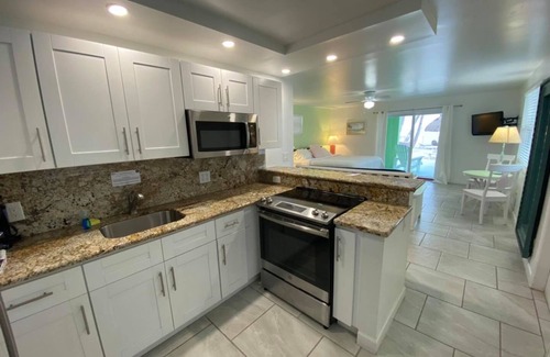 Islamorada Hotel | Drop Anchor