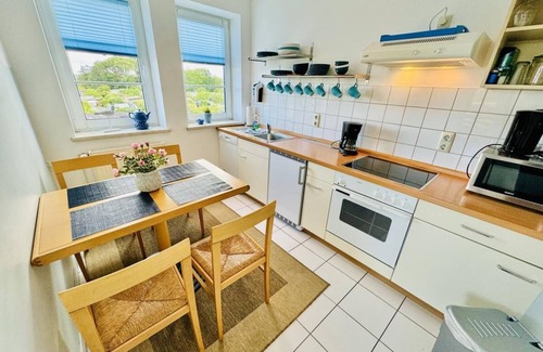 Ortsamt 2 Apartment | Duenenblick, quiet not far from the beach