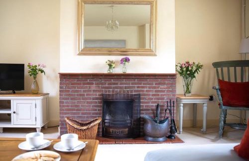 Benson House | Dulcie Cottage