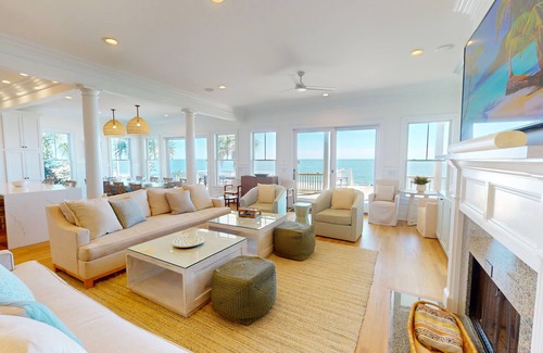 Beachwood East House | Dunecrest Lane 7: 7 BR, 8 BA House in Isle of Palms, Sleeps 18