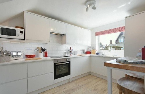 Bamburgh Cottage | DUNFORD COTTAGE, pet friendly, country holiday cottage in Bamburgh