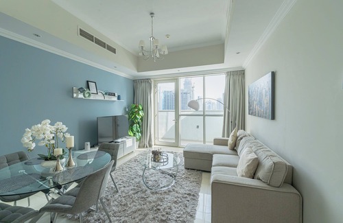 Za'abeel 2 Apartment | Dunya Tower 1BR Heart of Dubai Downtown