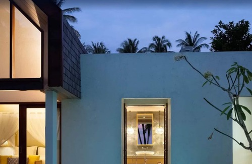 Pemenang Villa | Duplex Villa with Private Pool and Beach Access 7