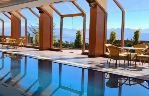 Theog Hotel | dusitD2 Fagu, Shimla