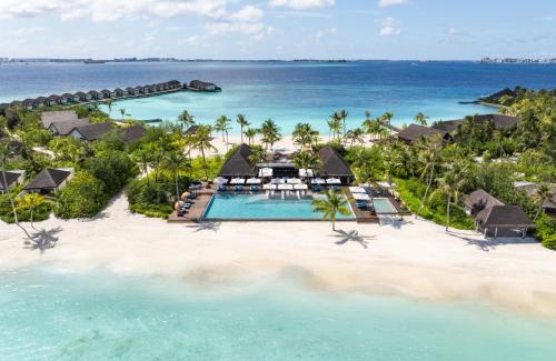Farukolhufushi Island Resort | dusitD2 Feydhoo Maldives - All Inclusive Resort - with Free Transfers