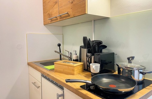 Antonsviertel Apartment | E&K living - cozy studio for 2 near main station - congress - trade fair