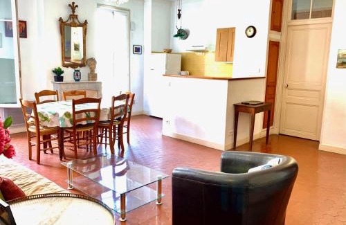 Quartier du Port Apartment | E OP Duplex d Antoine Old Port - Old Town