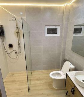 Ban Puek Villa | E YonG Bangsaen Pool Villa พูลวิลล่าบางแสน