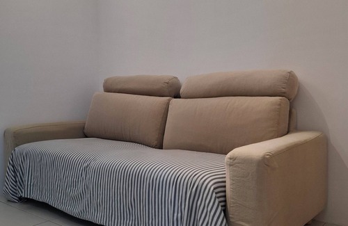 Taman Desa Tebrau Apartment | E04A: 6Mins Walk-Tebrau Aeon & Ikea with work space