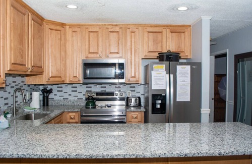 Ghent Condo | E102 · Winterplace Condo Ski in Ski out First Floor E102