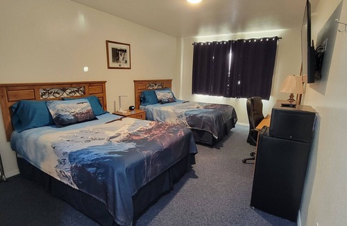 Sitka Hotel | Eagle Bay Inn