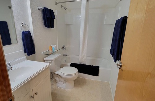 Sitka Hotel | Eagle Bay Inn