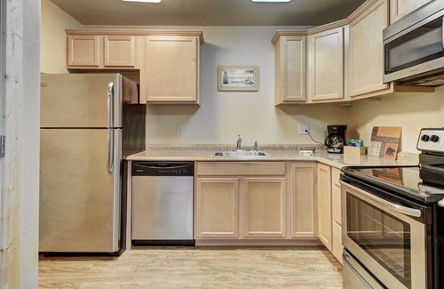 Woodland Park Hotel | Eagle Fire Lodge & Cabins