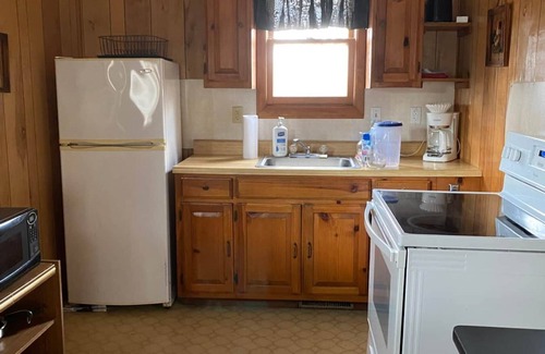 Warsaw Cabin | Eagle's Nest - Reel and Trigger