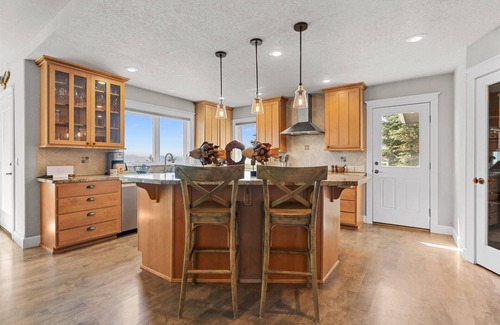 Coeur d'Alene House | Eagle View Retreat - Luxury Hilltop Home with Hot Tub, Lake Views, Deck, BBQ, 15 Minutes to Downtown