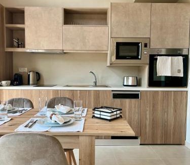 Vafios Villa | Early Birds