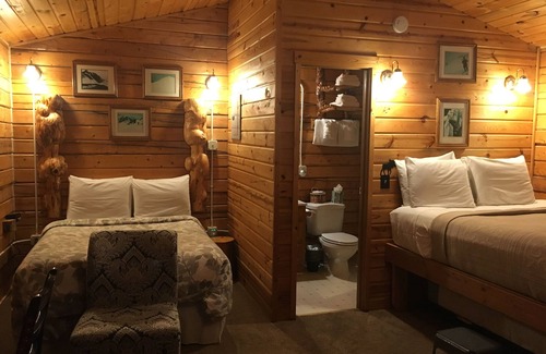 Healy Cabin | Earthsong Lodge